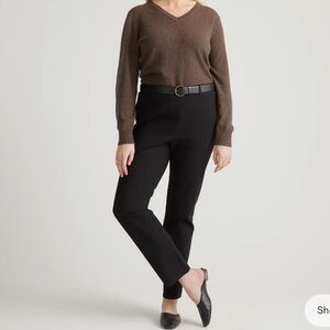 Quince Women’s Classic Black Ponte Pant